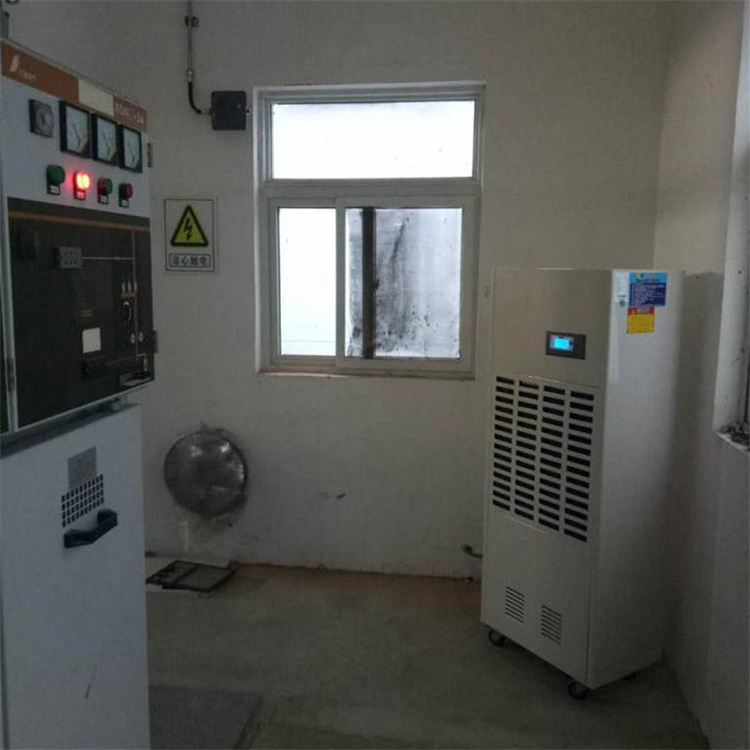 呼圖壁縣梅雨天潮濕天氣怎么除濕？配置除濕器